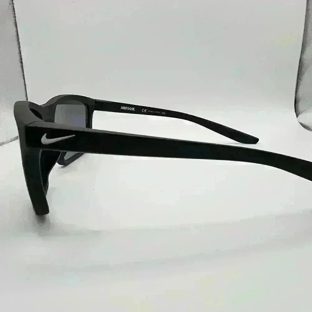 Nike Unisex Valiant Square Lens Sport Sunglasses Matte Anthracite